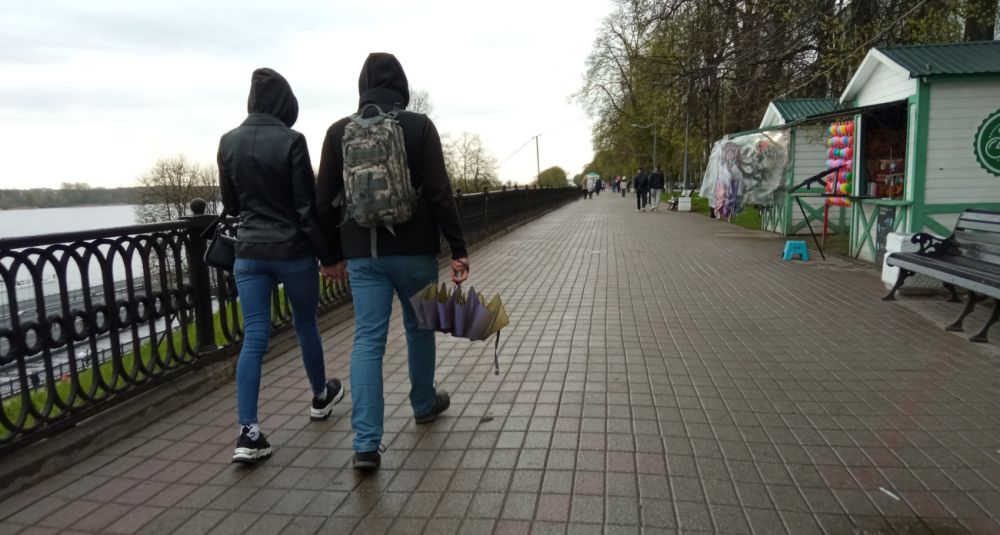 Аномальный холод и ветер в День Победы: что ждёт москвичей Аномальный холод и ветер в День Победы: что ждёт москвичей