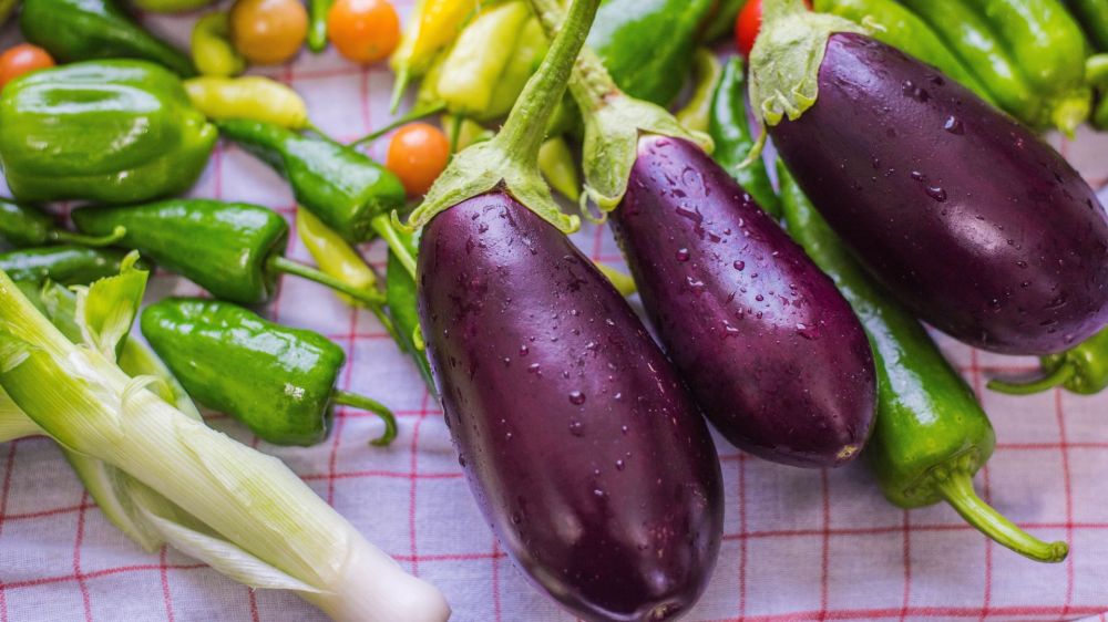 Секреты приготовления баклажанов: как раскрыть их вкус без горечи Секреты приготовления баклажанов: как раскрыть их вкус без горечи