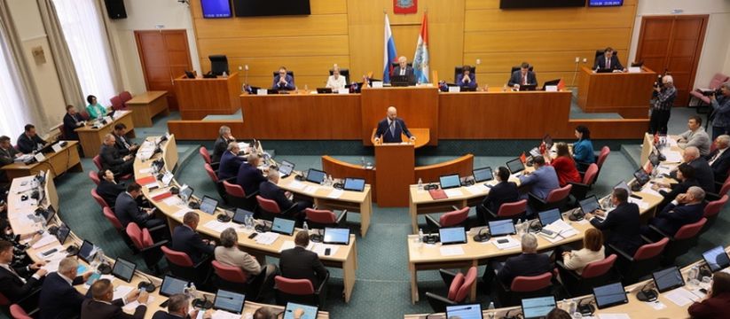 Бывшему губернатору Самарской области продолжают выплачивать пенсию: сколько это? Бывшему губернатору Самарской области продолжают выплачивать пенсию: сколько это?