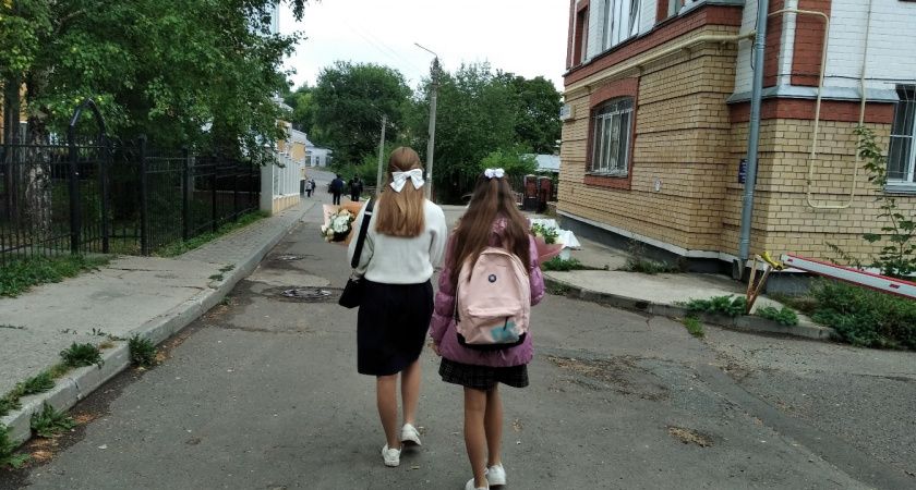 Изменения в последнем звонке: как новый формат праздника отразит текущие реалии Изменения в последнем звонке: как новый формат праздника отразит текущие реалии