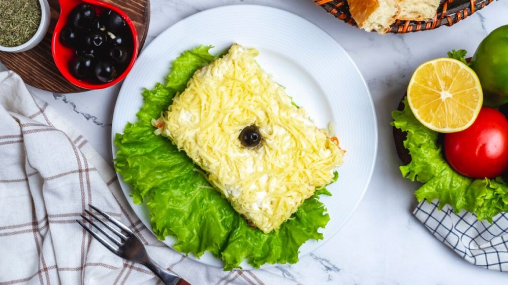 Салат «Мимоза» заиграет новыми красками: хитрости, которые изменят вкус Салат «Мимоза» заиграет новыми красками: хитрости, которые изменят вкус