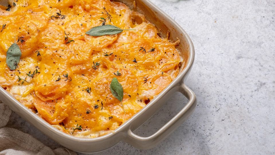 Нежнейшая запеканка с грибами и картошкой: рецепт для уютного вечера Нежнейшая запеканка с грибами и картошкой: рецепт для уютного вечера