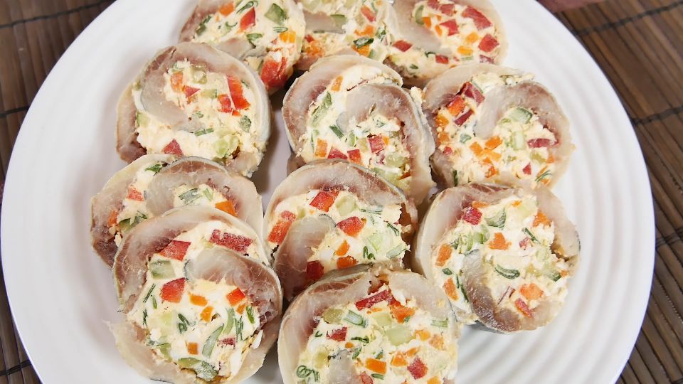 Эффектная закуска, которая затмит даже селедку под шубой Эффектная закуска, которая затмит даже селедку под шубой