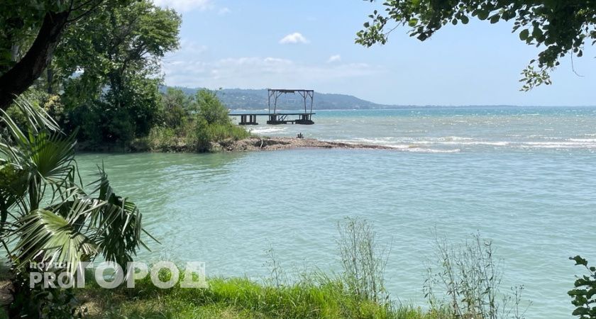 Пляжи Азовского моря: где найти уют и спокойствие вместо переполненных курортов Пляжи Азовского моря: где найти уют и спокойствие вместо переполненных курортов
