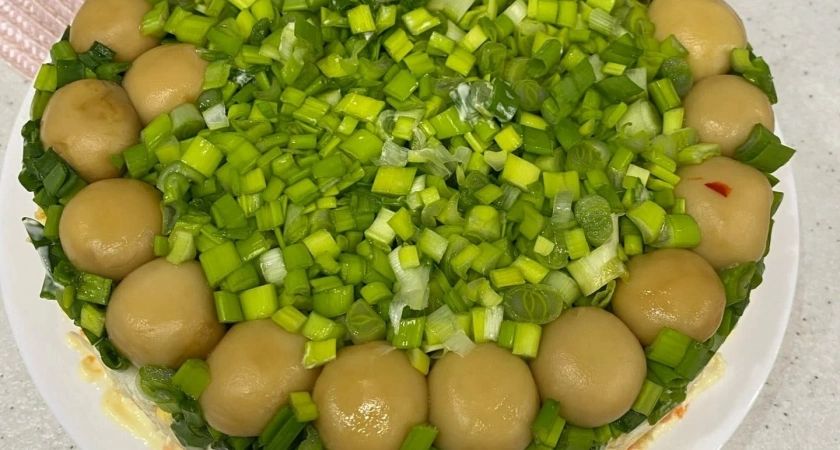 Салат, который удивил мир: почему «Индигирка» стала самым невкусным блюдом