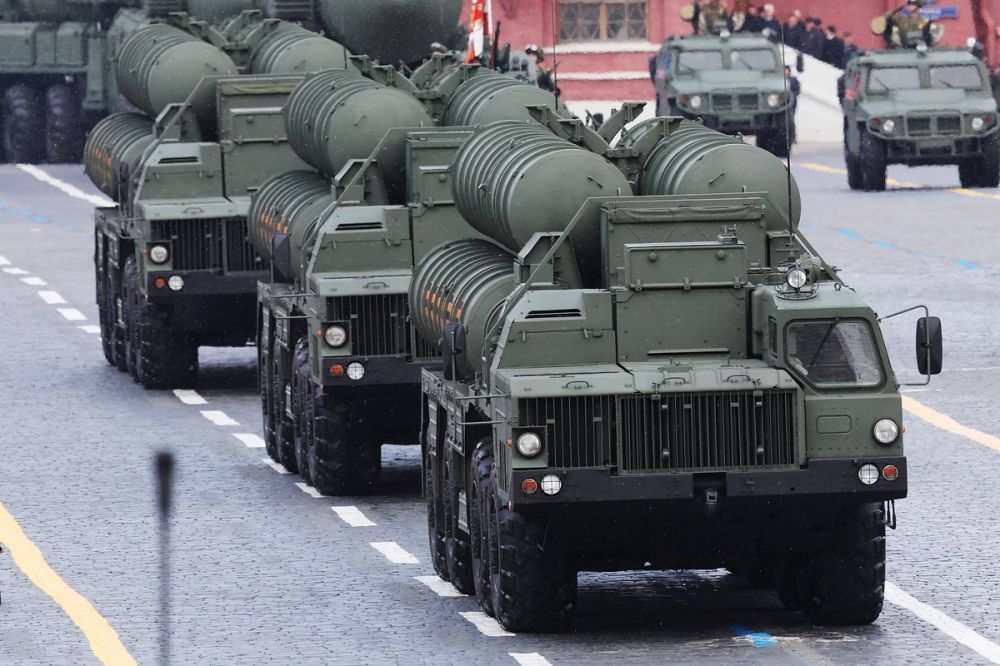 Парад Победы в Москве начнется в 10:00 9 мая Парад Победы в Москве начнется в 10:00 9 мая