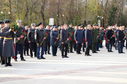 Врио начальника УТ МВД России по ЮФО принял участие в открытии мемориального комплекса "Воинам Отечества - Героям России"