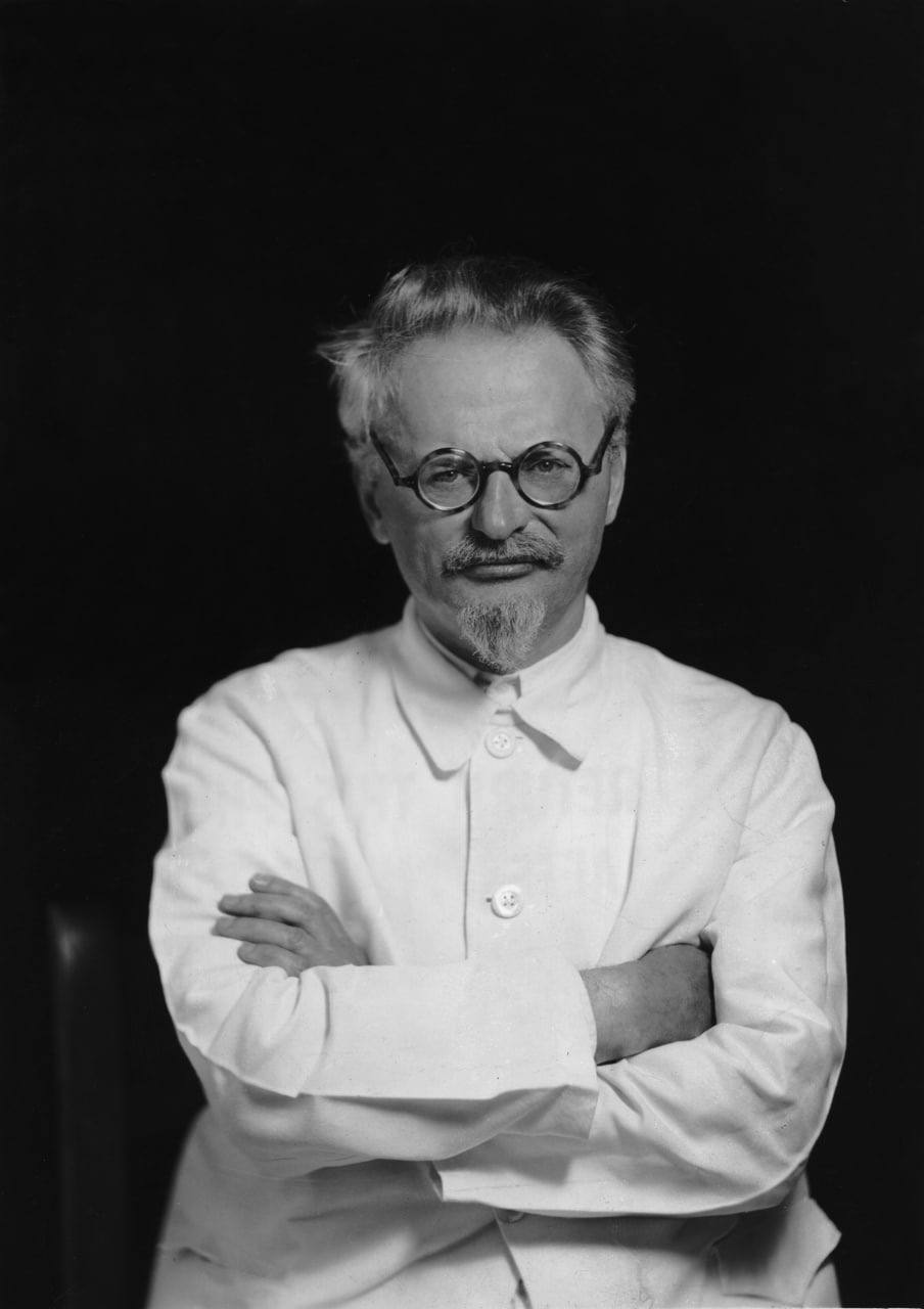 Владимир Корнилов: Ожившая стенограмма: Сталин против Троцкого Владимир Корнилов: Ожившая стенограмма: Сталин против Троцкого